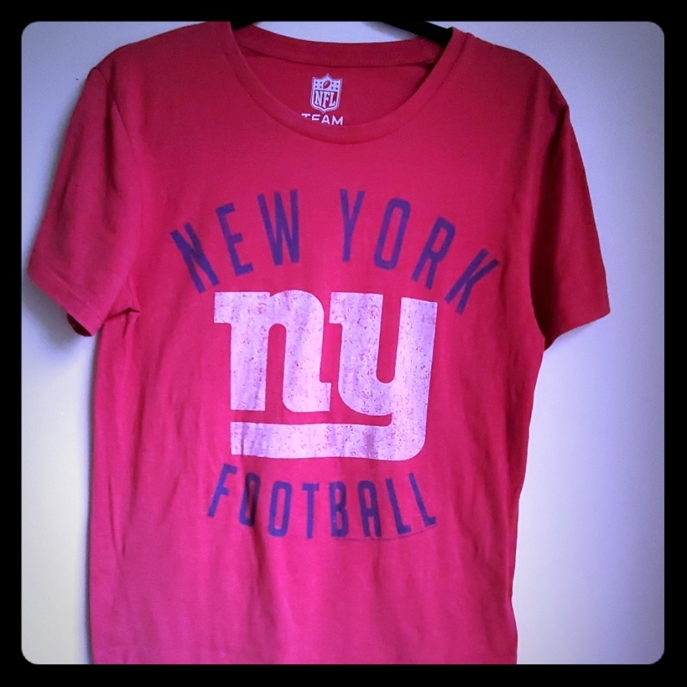 Mens T shirt